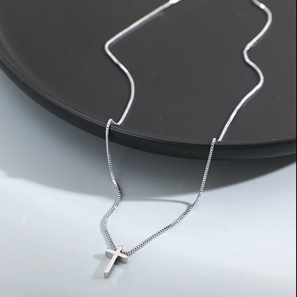 Silver Clasp Back Necklace w/Cross Pendant - Picture 3 of 5